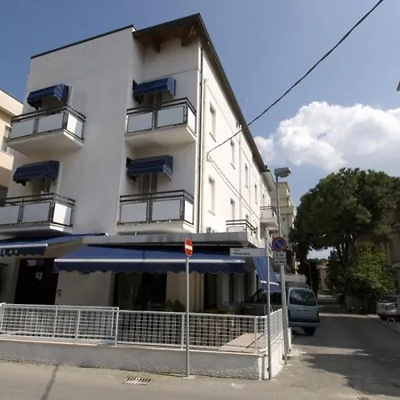 Hotel Annarita-mezza pensione plus- spiaggia inclusa-2