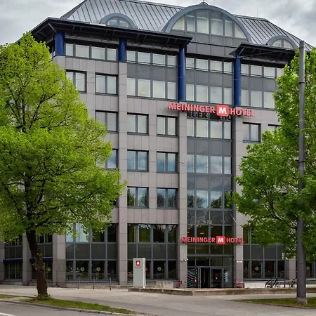Meininger Hotel Muenchen Olympiapark-3