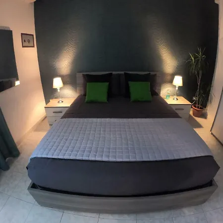Pinotto Bnb-2