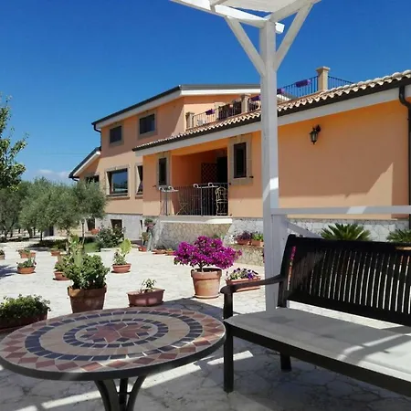 Il Poggetto Marzamemi B&B-3