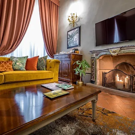 Palazzo Bianca Cappello Residenza D'Epoca-2
