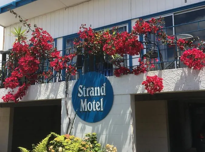 Hotels Close to Airport Strand