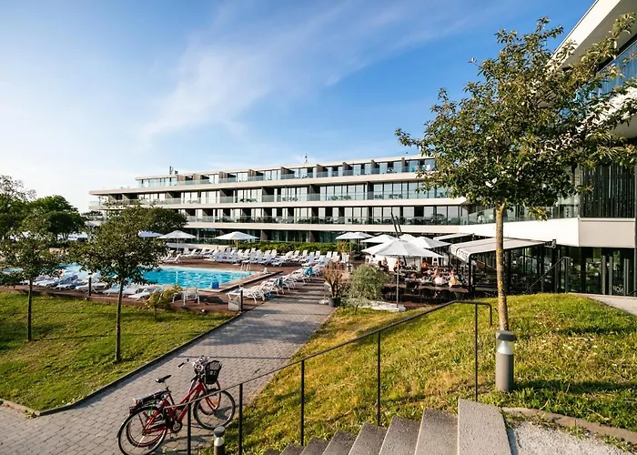 Novi Resort