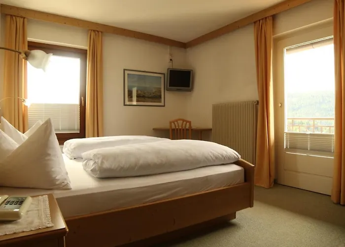 Gasthof Pension Roessl