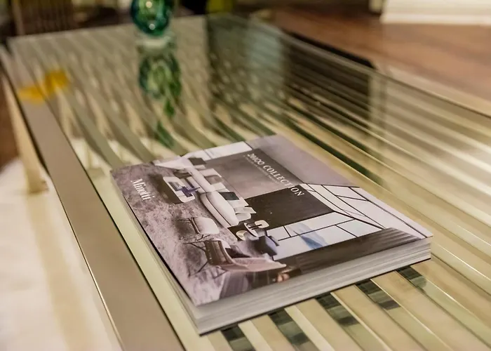 Apart hotel: Luxury Beverly Hills Condos