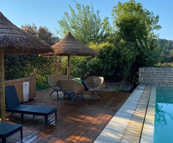 Location de vacances: La Bastide Aixoise Avec Piscine Et Jacuzzi Prive