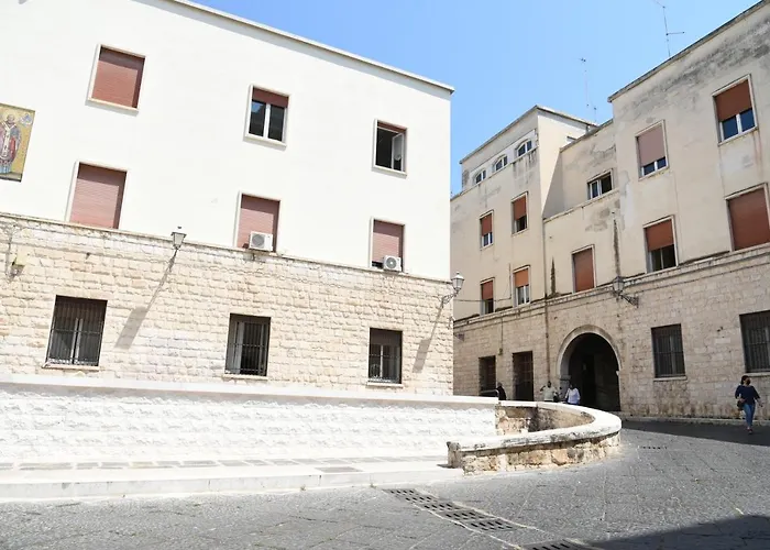 Palazzo Del Carmine