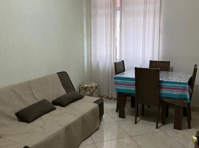 Hotel de praia: Praia do Forte - Cabo Frio Edificio Guanabara
