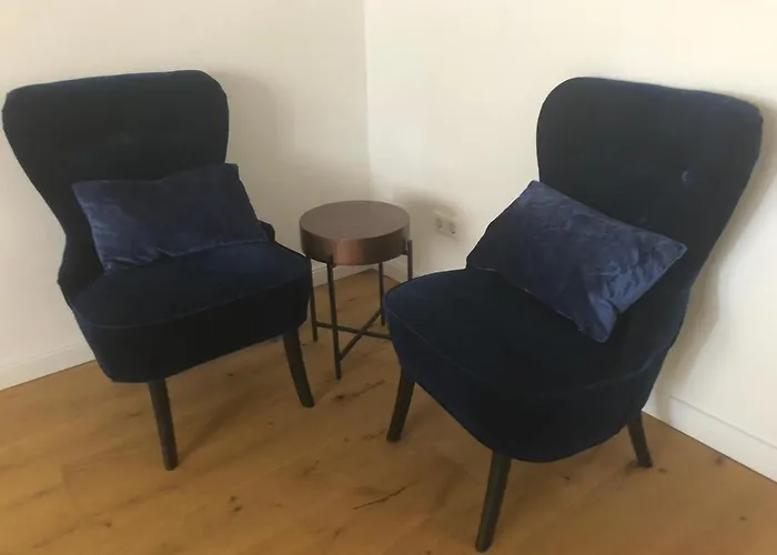 Grüne Bettlad Boutique-