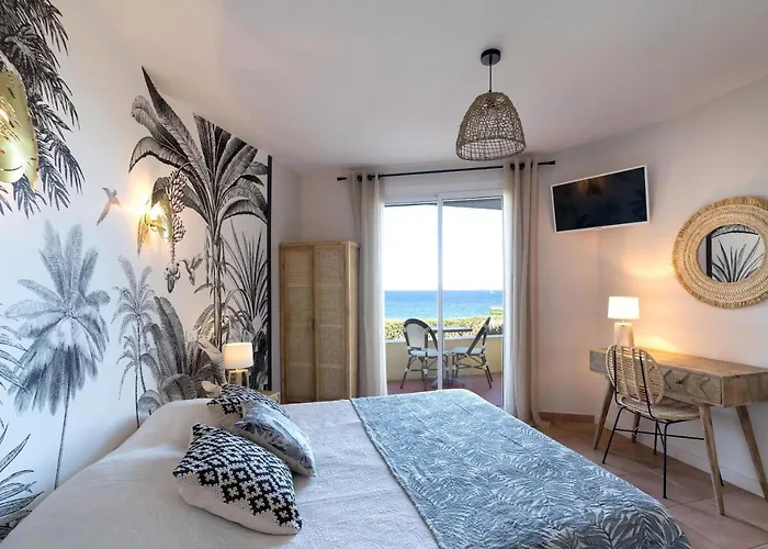 "Cap Riviera" & Restaurant Saint Aygulf