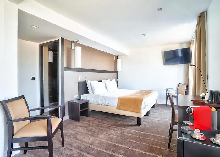 Dog friendly hotels Simon'S Boutique