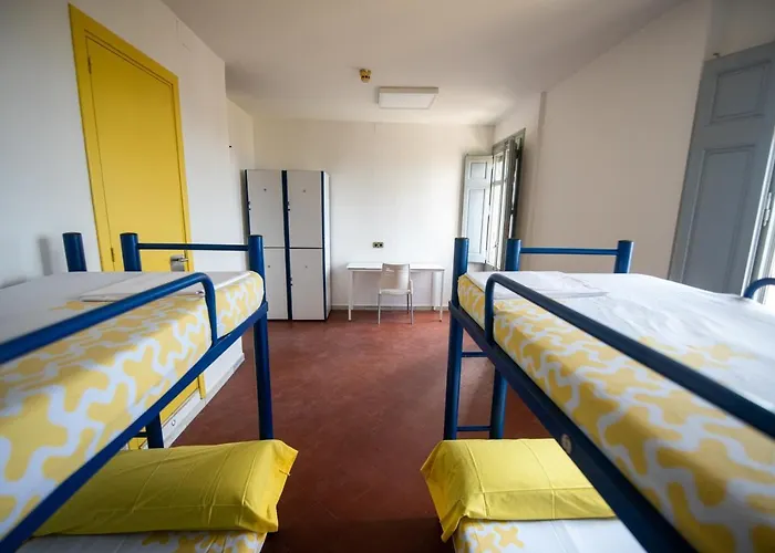 Hotel cerca del colegio: Alberg Barcelona Xanascat