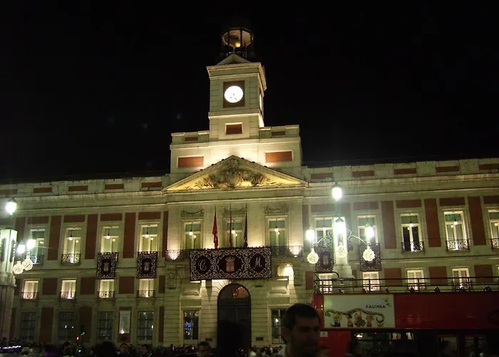 Alojamento com o café da manhã Apenas: Don Quijote Apartaments Tph Madrid