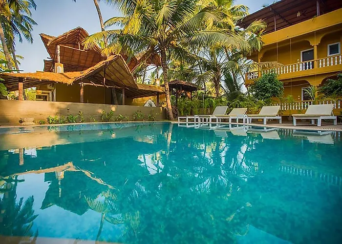 Hotel suites Justa Morjim Beach Goa - 80 Steps From Morjim Beach