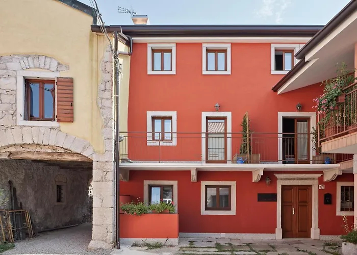 Casa degli ospiti: Crocevia - Locanda carsica contemporanea