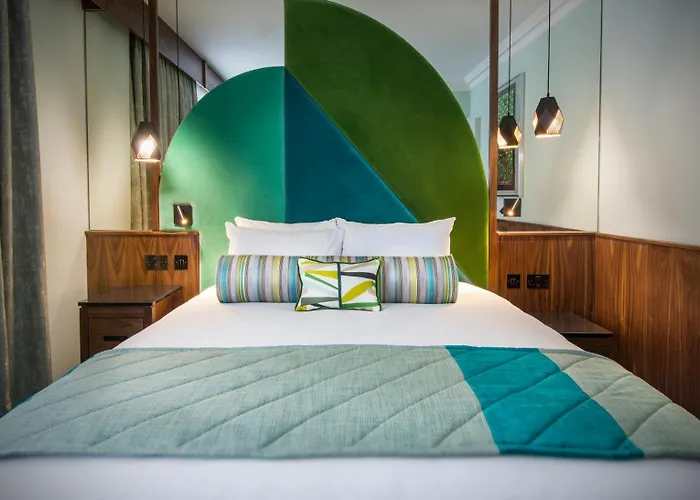 Arthaus Hotel