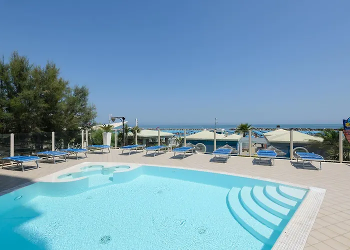 Albergo economico: Diplomat Marine