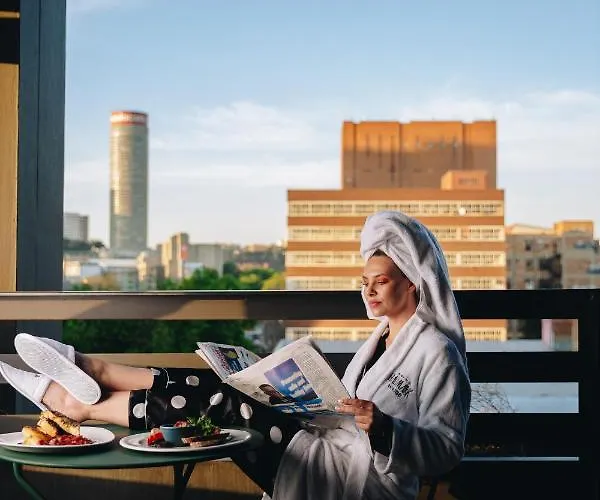 Hotel: Hallmark House