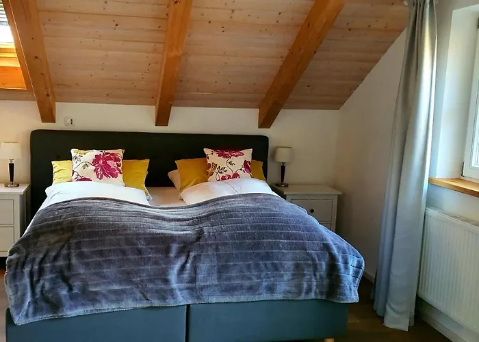4-Sterne-Hotel: Schatzbergalm Pension