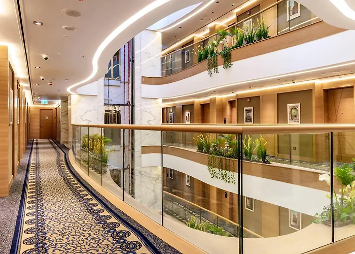 Hotel con piscina: Gulf Inn Hotel Al Nasr Formerly Roda Links Al Nasr