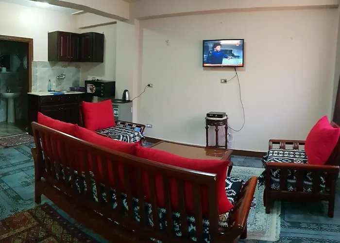 Cheap hotels Caesar House