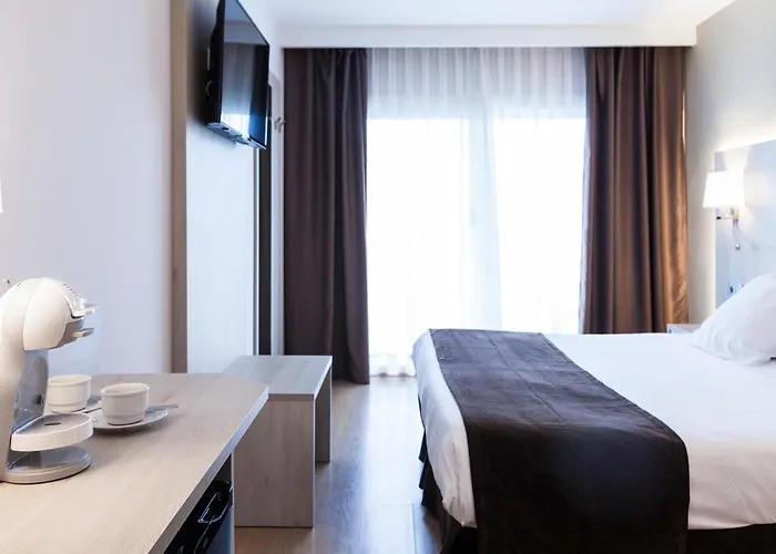 Hôtel Jacuzzi: Hotel Helios Lloret