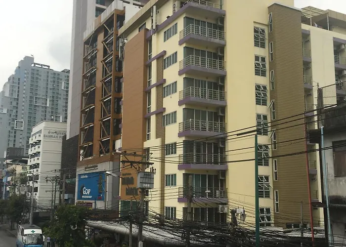 Diamond Apartment