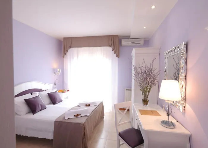 Hotel Con Piscina I Due Cigni