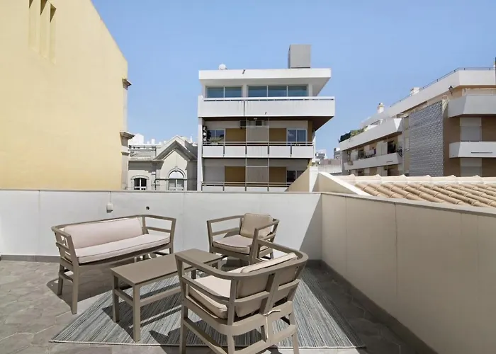 Central hotel: Le Jardin Secret De Faro Guesthouse