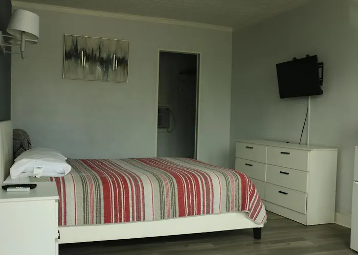 Motel: Travel Inn Fort Pierce