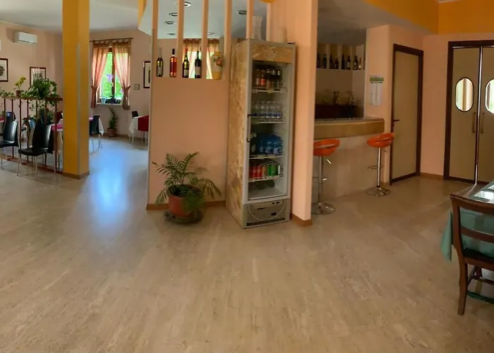 Hotel: Cerruti Hotel