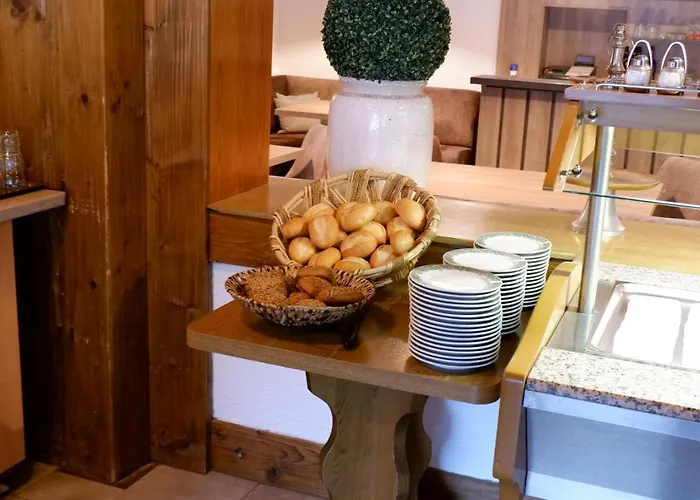 Hotel-Pension Zum Paradies