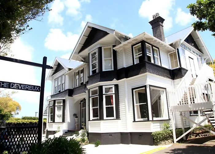 Devereux Boutique