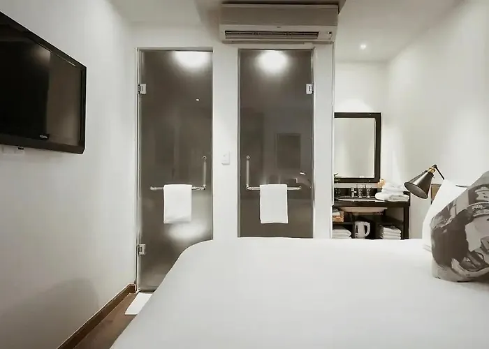 All inclusive Resort: C Central Hotel- De Tham Bui Vien Walking Street