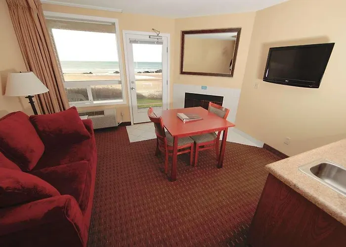 Hotels with tennis Chinook Winds Casino Resort