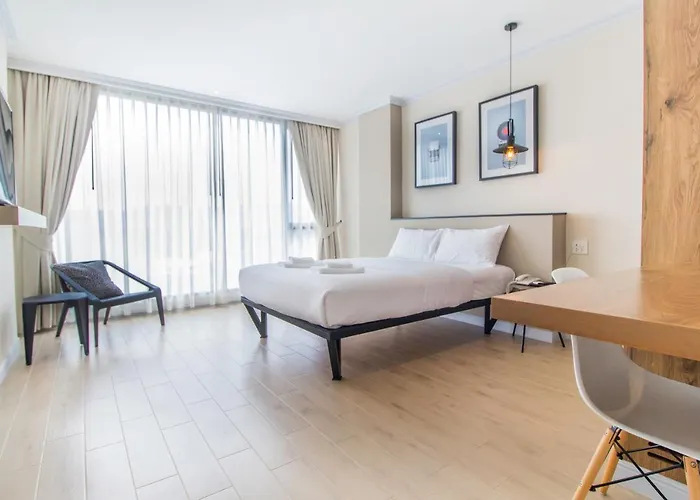 Pet Friendly hotel: The Corner