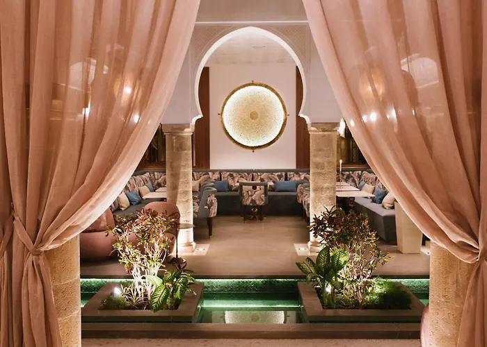Hoteles con Jacuzzi Nyla Wellness And Spa