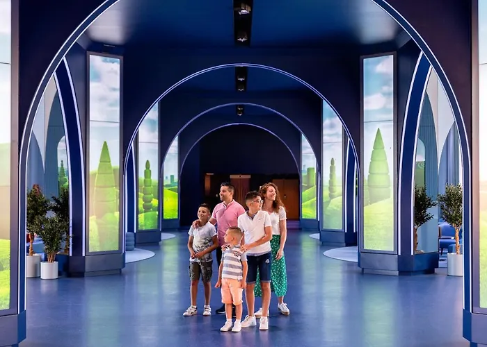 Hôtel-boutique: Grand Magic Hotel Marne La Vallée - ex Magic Circus