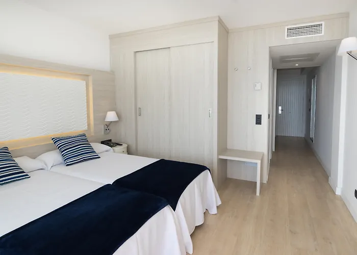 Hotel de 4 estrellas: Thb Sa Coma Platja