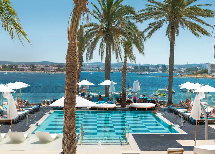 Hotel met uitzicht: Amare Beach Hotel Ibiza - Adults Recommended