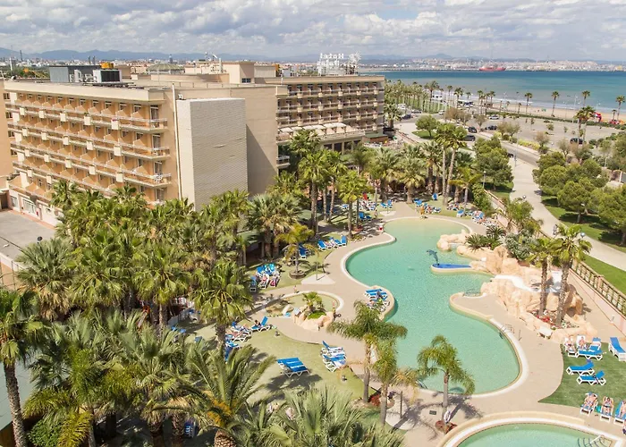Hôtel avec vue: Palas Pineda