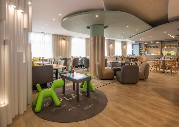 4 sterren hotel: Novotel Nice Centre Vieux Nice