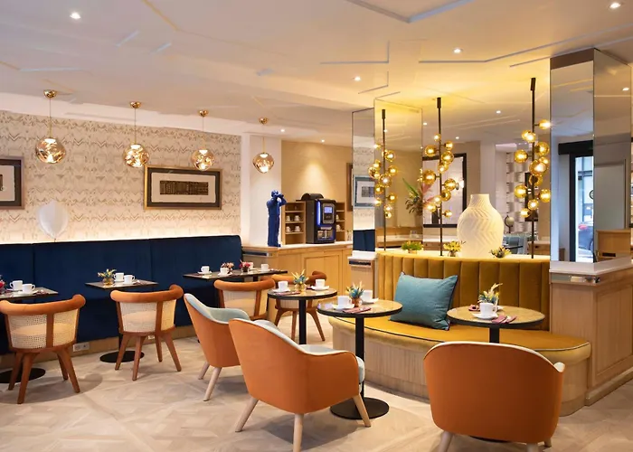 In Luxury hotels Phileas Lazare & Spa - Opera