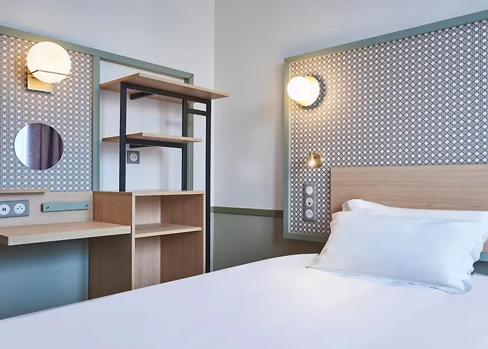 Hotel Cervantes By Happyculture