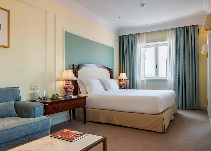 Luxe hotel: Hospes Infante Sagres Porto - Small Luxury Hotels Of The World