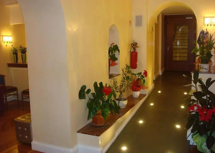 3-Sterne-Hotel: Hotel Dina