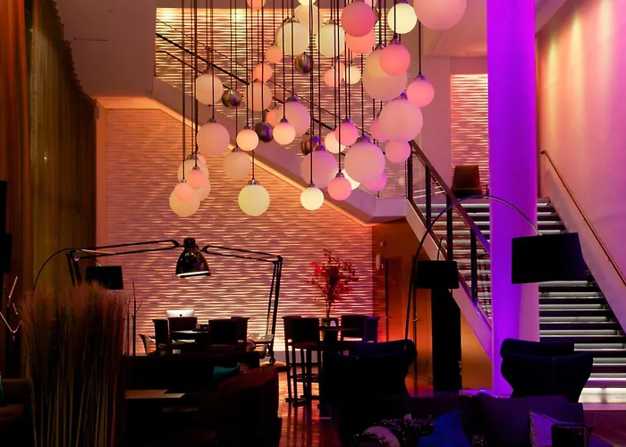 Hotel de 4 estrellas: Clarion Hotel Sense