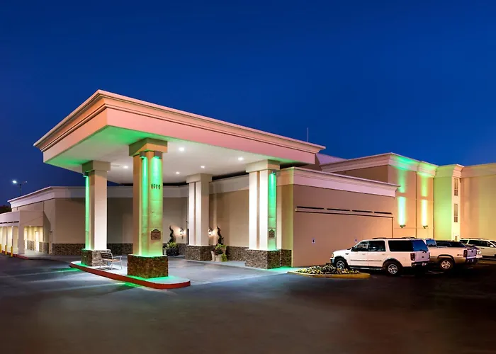 Luxury hotel only: Holiday Inn Hotel & Suites Oklahoma City North By Ihg