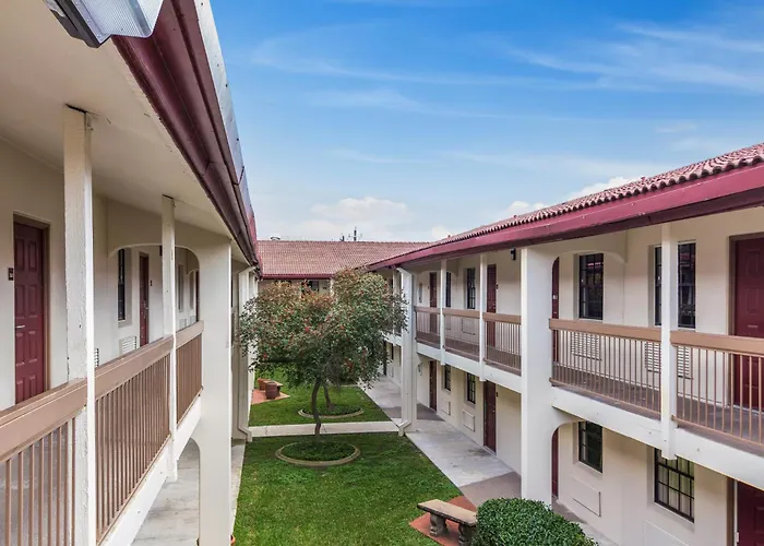 moteles Red Roof Inn Houston East I-10