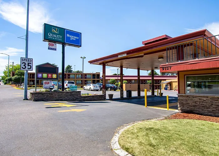Motels Quality Inn & Suites Airport